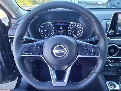 New 2025 Nissan Sentra SR w/ Midnight Edition image 10