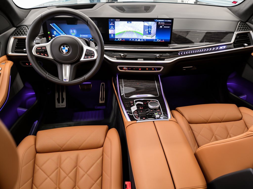 Used 2024 BMW X7 xDrive40i w/ M Sport Package AWD/4WD image 17