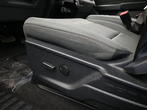 Used 2025 Ford F250 XLT image 12