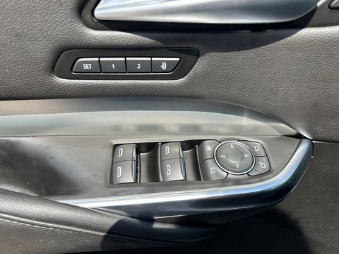 Used 2023 Cadillac XT4 Premium Luxury w/ Technology Package AWD/4WD image 11