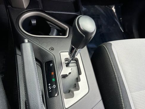 Used 2017 Toyota RAV4 XLE image 23