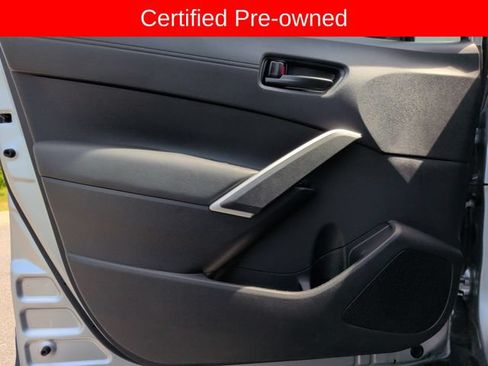 Used 2025 Toyota Corolla Cross AWD Hybrid image 9