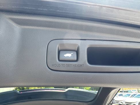Used 2024 Honda CR-V EX-L image 19