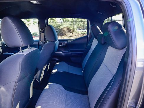 Used 2023 Toyota Tacoma TRD Off-Road w/ Black Out Package (TMS) image 21