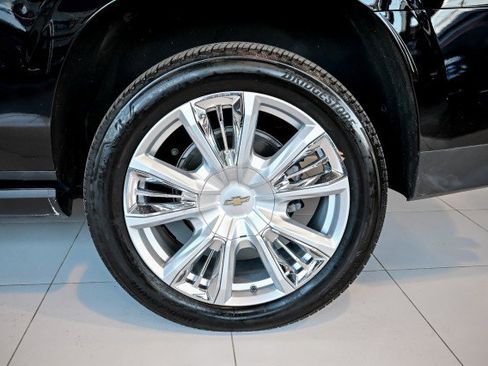 Used 2024 Chevrolet Suburban High Country image 50