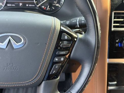Used 2024 INFINITI QX80 Sensory AWD/4WD image 29