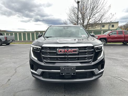 New 2026 GMC Acadia Elevation image 2