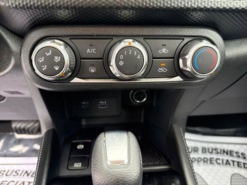 Certified 2024 Nissan Kicks SV image 28
