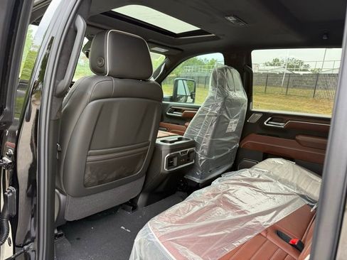 New 2026 GMC Sierra 3500 Denali Ultimate AWD/4WD image 21