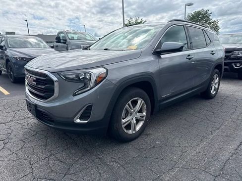 Used 2019 GMC Terrain SLE w/ Driver Convenience Package AWD/4WD image 1