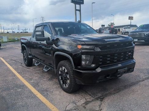 Used 2020 Chevrolet Silverado 2500 Custom w/ Custom Value Package AWD/4WD image 3