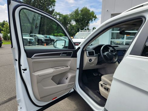 Used 2019 Volkswagen Atlas SEL R-Line image 26