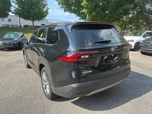 Used 2025 Toyota Grand Highlander AWD Hybrid image 7