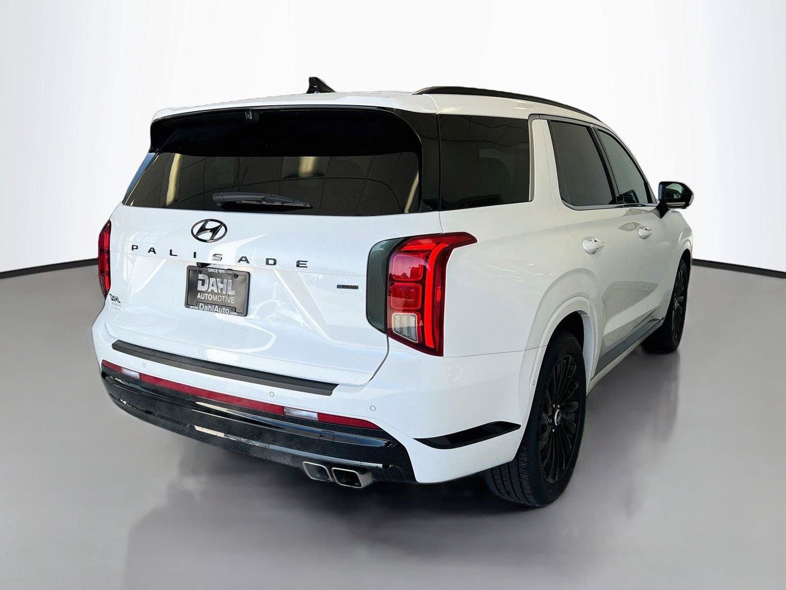 Used 2024 Hyundai Palisade Calligraphy AWD/4WD image 13