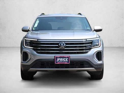 Used 2026 Volkswagen Atlas SE AWD/4WD image 2