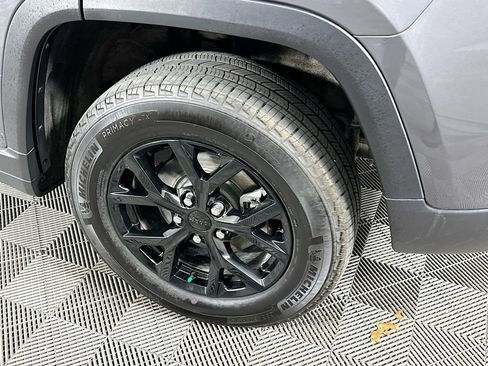 Certified 2024 Jeep Grand Cherokee Altitude image 41