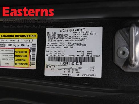Used 2019 Ford Mustang Coupe RWD image 31