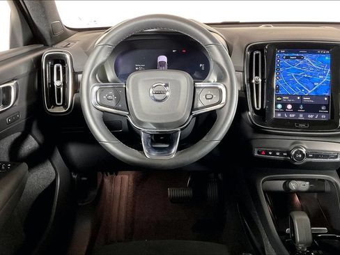 Used 2023 Volvo C40 P8 Recharge Plus AWD/4WD image 4