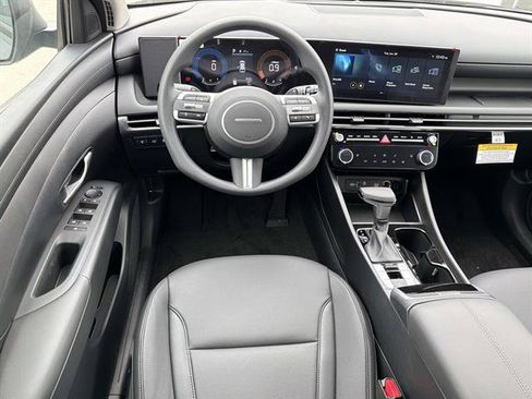 New 2026 Hyundai Tucson SEL Plus FWD image 8