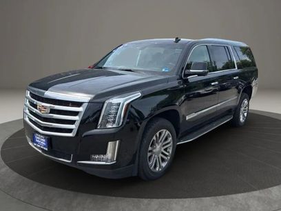 Used 2019 Cadillac Escalade ESV 4WD