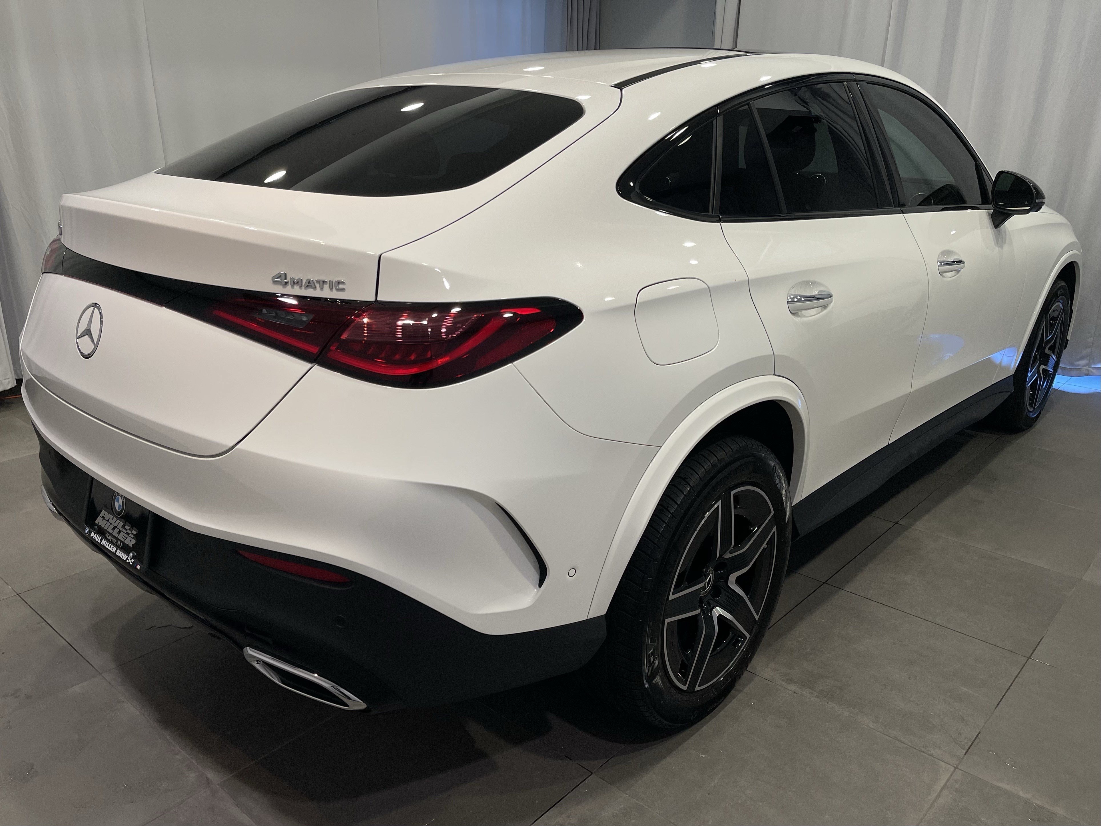 Used 2024 Mercedes-Benz GLC 300 4MATIC image 6
