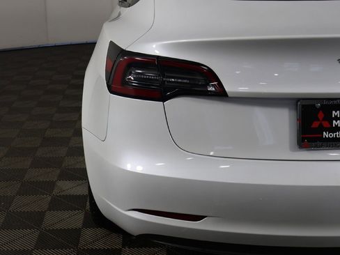 Used 2023 Tesla Model 3 Standard Range image 16