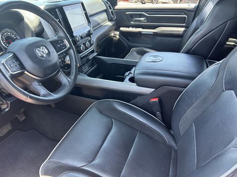 Used 2024 RAM 1500 Laramie AWD/4WD image 29