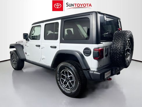 Used 2024 Jeep Wrangler Unlimited Rubicon image 6