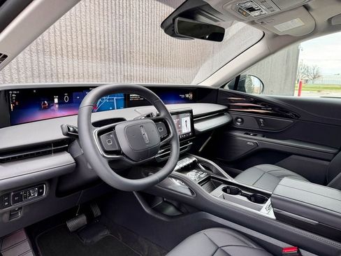 New 2026 Lincoln Nautilus Premier w/ Equipment Group 102A image 9