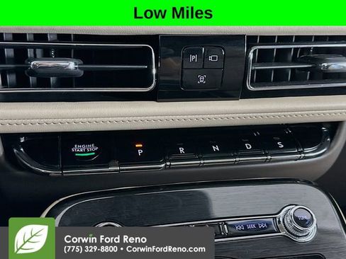 Used 2023 Lincoln Nautilus Reserve w/ Equipment Group 201A image 17