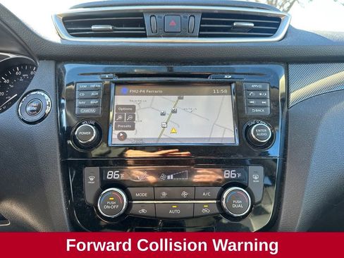 Used 2014 Nissan Rogue SL w/ SL Premium Package image 15