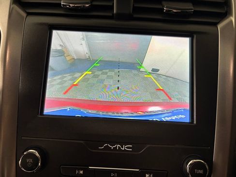 Certified 2020 Ford Fusion SE AWD/4WD image 18