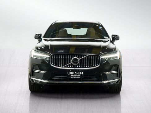 Used 2023 Volvo XC60 B6 Ultimate AWD/4WD image 9
