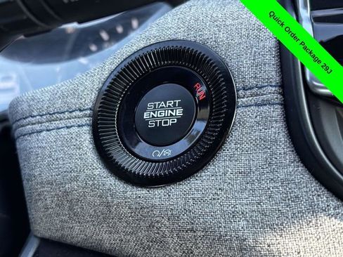 Used 2023 Jeep Compass Latitude image 15