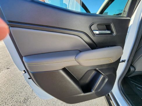 Used 2024 Chevrolet Colorado ZR2 w/ ZR2 Bison Edition image 13