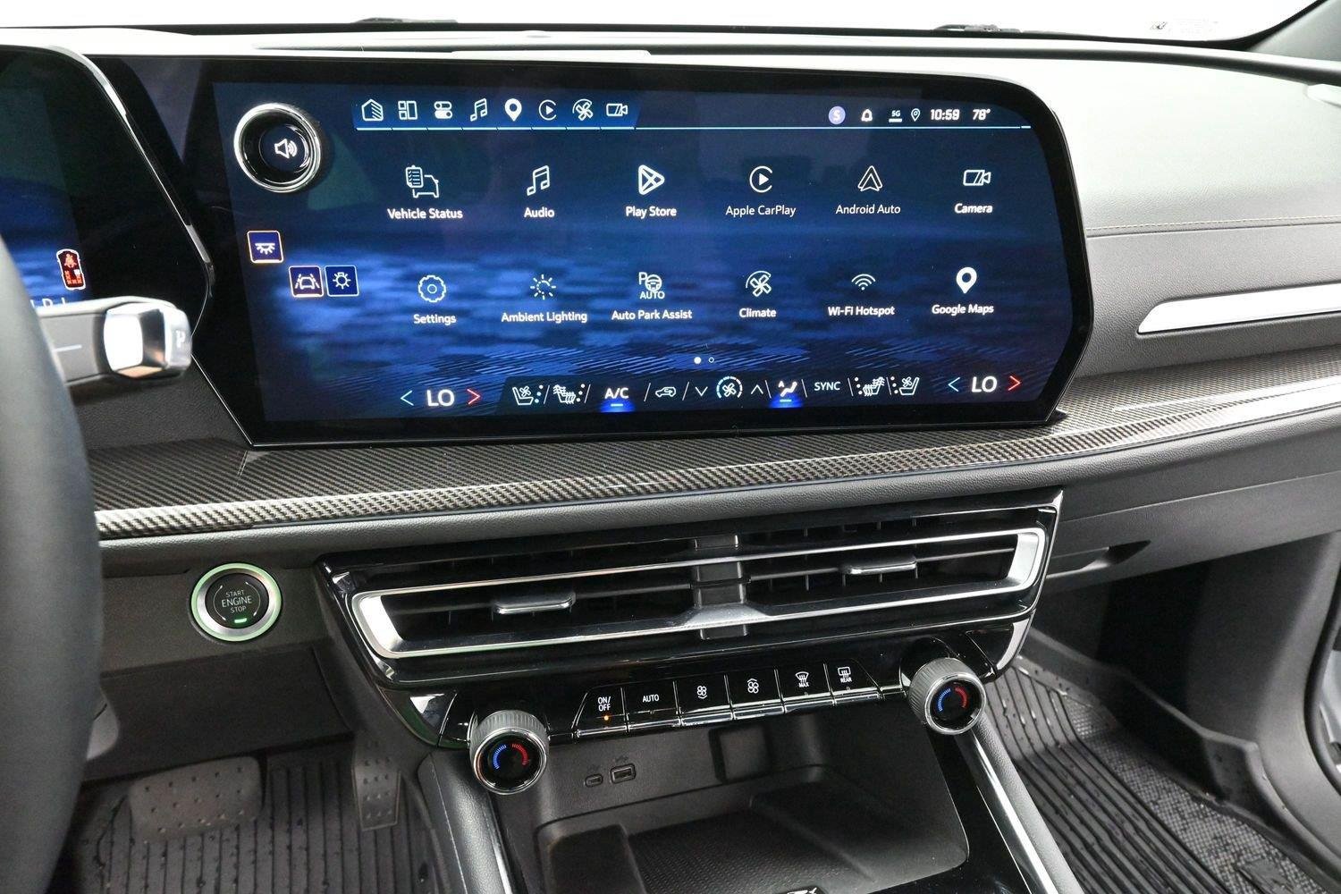 Used 2025 Chevrolet Traverse High Country FWD image 23