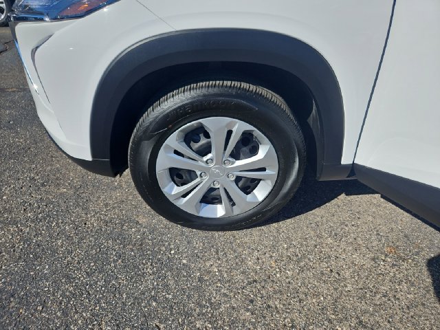 Used 2025 Chevrolet Trax LS FWD image 26