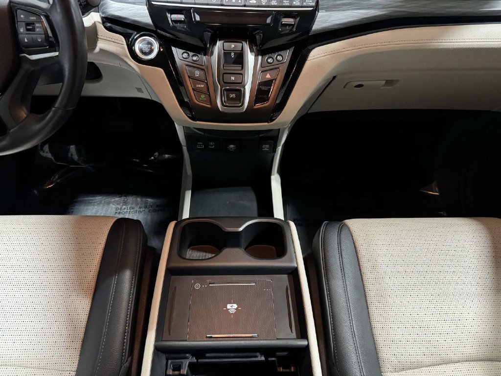 Used 2025 Honda Odyssey Elite image 15