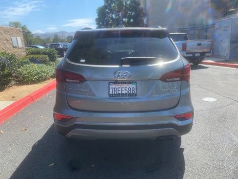 Used 2017 Hyundai Santa Fe Sport FWD image 9