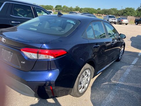 Used 2024 Toyota Corolla LE FWD image 4