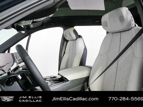 New 2026 Cadillac Escalade IQL Luxury image 5