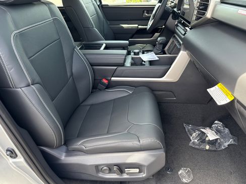 New 2026 Toyota Tundra Limited image 14