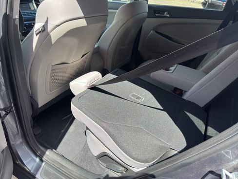 Used 2018 Hyundai Tucson SE FWD image 28