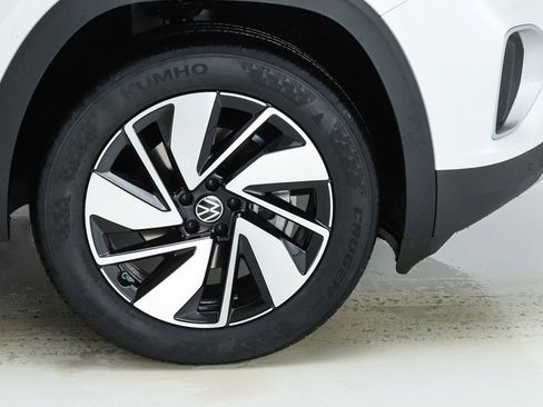 New 2026 Volkswagen Atlas SEL image 53