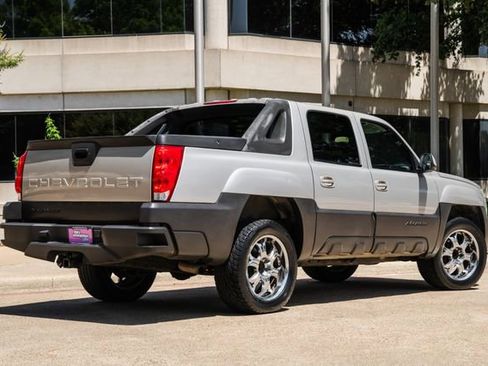 Used 2004 Chevrolet Avalanche 2WD image 34