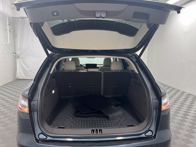 Certified 2023 Lincoln Nautilus Reserve AWD/4WD image 8