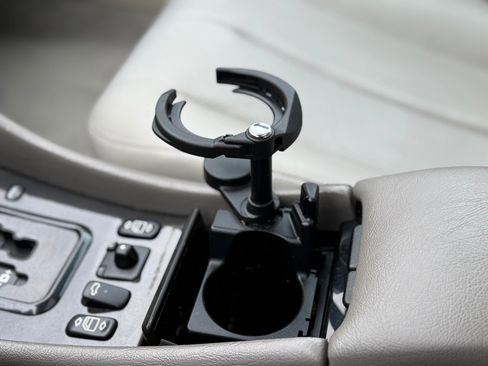Used 2001 Mercedes-Benz CLK 430 Coupe image 34