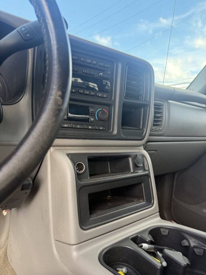 Used 2007 GMC Sierra 2500 SLT w/ Heavy-Duty Power Package AWD/4WD image 8
