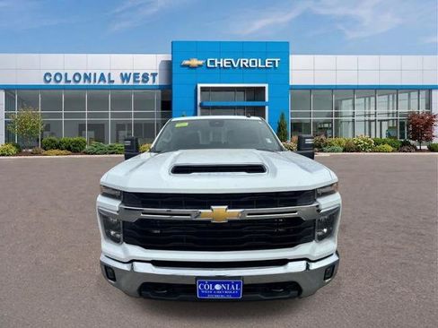 Used 2025 Chevrolet Silverado 2500 LT AWD/4WD image 24