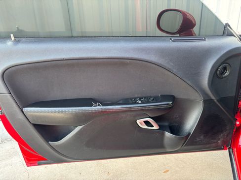 Used 2017 Dodge Challenger R/T image 12